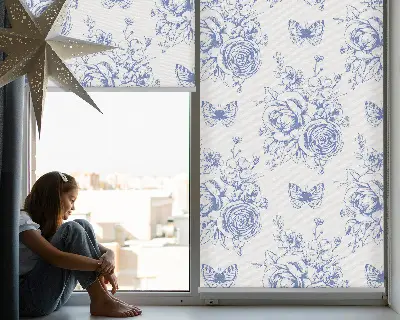 Verdunkelungsrollo Blaue Blumen und Schmetterlinge