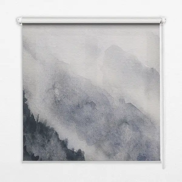 Fenster rollo Nebelige Berge