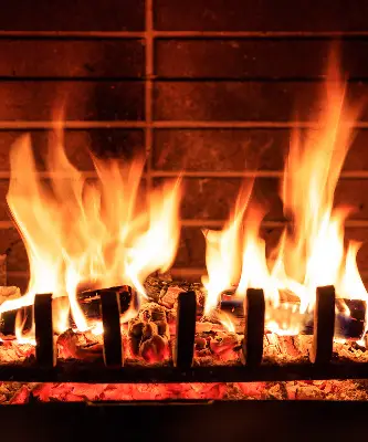 Verdunkelungsrollo Kamin