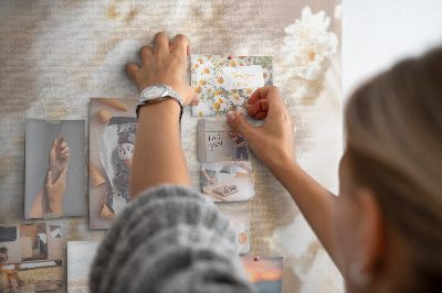 Kork pinnwand Kleine weiße blüten