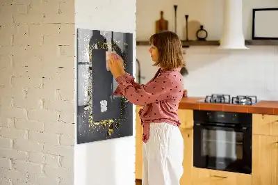 Beschreibbare Magnettafel im Design goldene Konfetti