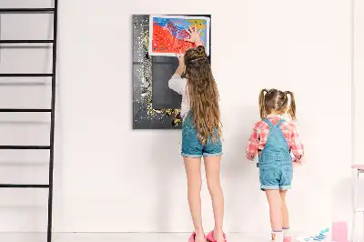 Beschreibbare Magnettafel im Design goldene Konfetti