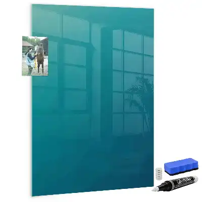 Beschreibbare Magnettafel mit geometrischer Abstraktion