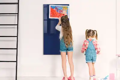 Beschreibbare Magnettafel in Dunkelblau
