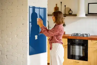 Beschreibbare Magnettafel in Blau