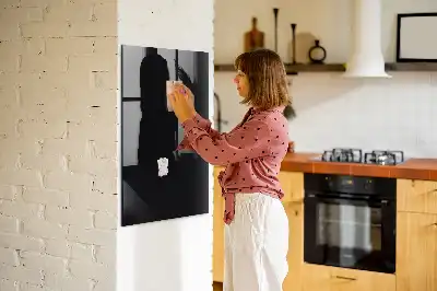 Beschreibbare Magnettafel in Schwarz