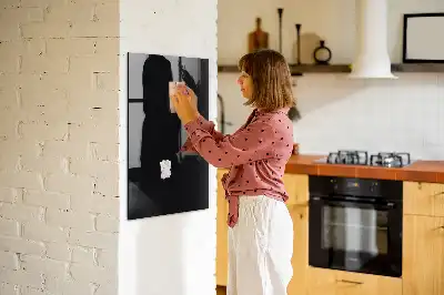 Beschreibbare Magnettafel in Schwarz