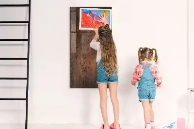 Magnettafel zum Beschreiben aus dunklem Holz