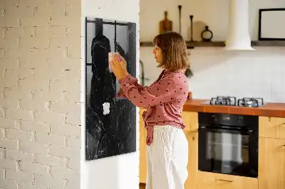 Magnettafel zum Beschreiben in dunkler Marmoroptik