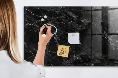 Beschreibbare Magnettafel in dunkler Marmoroptik