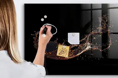 Beschreibbare Magnettafel für die Küche als Motiv Verschüttetes Getränk