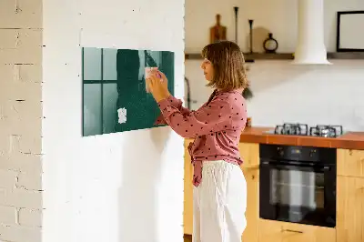 Beschreibbare Magnettafel für die Küche mit Blättermuster