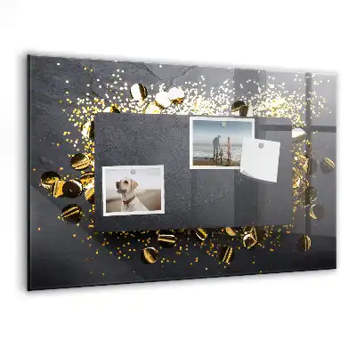 Beschreibbare Magnettafel für die Küche im Design Goldenes Konfetti