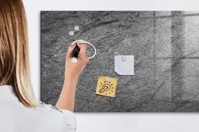 Beschreibbare Magnettafel für die Küche aus Vulkangestein