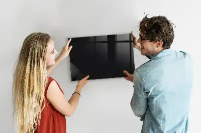 Magnettafel beschreibbar mit dunklem Wandmuster