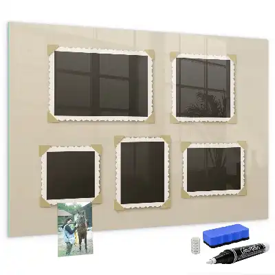 Beschreibbare Magnettafel für die Küche mit Retro-Rahmen