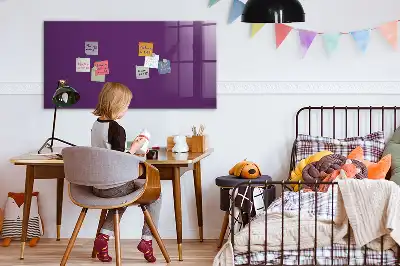 Beschreibbare Magnettafel für die Küche in Violett