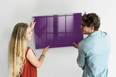 Beschreibbare Magnettafel für die Küche in Violett