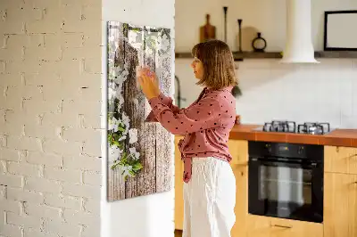 Beschreibbare Magnettafel mit Motiv Blumen auf Holzbrettern