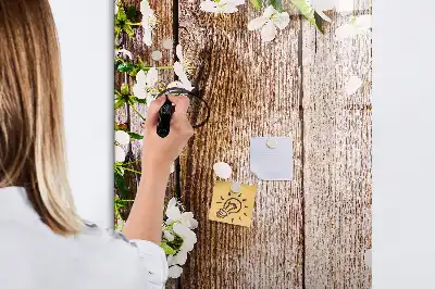 Beschreibbare Magnettafel mit Motiv Blumen auf Holzbrettern
