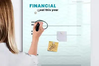 Finanzplaner mit Magnettafel zum Beschreiben