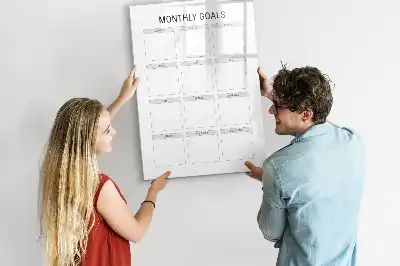 Magnettafel für Monatsziele zum Beschreiben