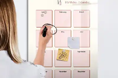 Geburtstagskalender als beschreibbare Magnettafel