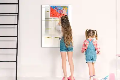 Jahresplaner als beschreibbare Magnettafel