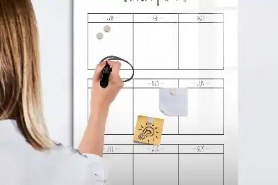 Magnetische Schreibtafel für Monatsziele mit praktischer Monatsübersicht