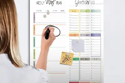 Wöchentlicher Speiseplan als beschreibbare Magnettafel