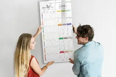 Wöchentlicher Speiseplan als beschreibbare Magnettafel