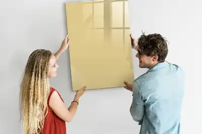 Beschreibbare Magnettafel in Creme