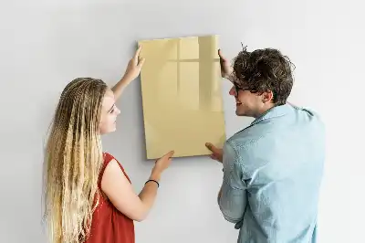 Beschreibbare Magnettafel in Creme