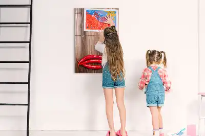 Magnettafel zum Beschreiben mit Motiv Chilis auf Holzbrett