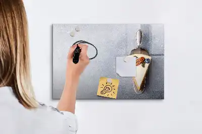 Schreib-Magnettafel in Tortenstück-Form