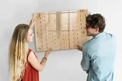 Beschreibbare Magnettafel aus Holz im Brettdesign