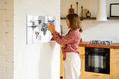 Schreibbare Weltkarte als Magnettafel beschreibbare Wandtafel im Weltkartendesign
