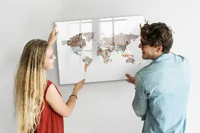 Schreibmagnettafel mit bunten Buchstaben