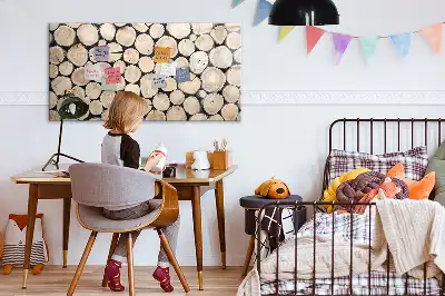 Schreib-Magnettafel in Form von geschnittenen Baumstämmen