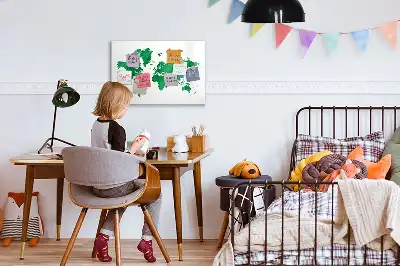 Beschreibbare Magnettafel in Form einer grünen Weltkarte