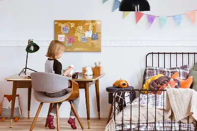 Schreibbare Weltkarte als Magnettafel beschreibbares Modell in Form einer Weltkarte