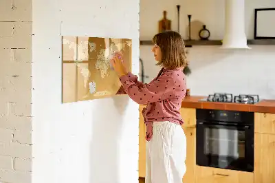 Schreibbare Weltkarte als Magnettafel beschreibbares Modell in Form einer Weltkarte