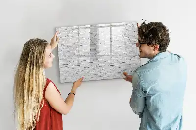 Beschreibbare Magnettafel im Ziegelwand-Design