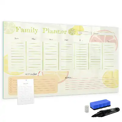Beschreibbare Magnettafel als praktischer Familienplaner