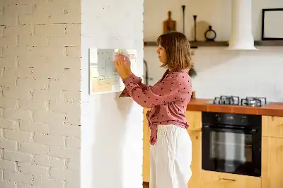 Beschreibbare Magnettafel als praktischer Familienplaner