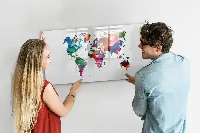 Beschreibbare Weltkarte aus Dreiecken als magnetische Magnettafel