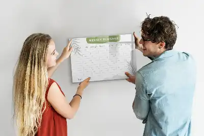 Beschreibbare Magnettafel zur Wochenplanung