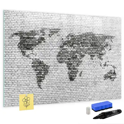 Beschreibbare Magnettafel mit Weltkartenmotiv auf Ziegelwand