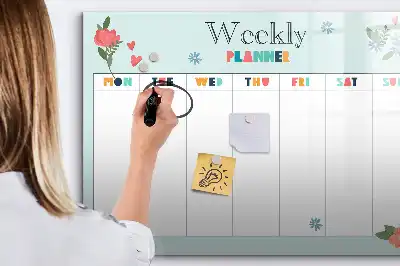 Schreib-Magnettafel als praktischer Wochenplaner
