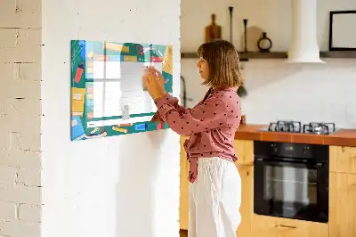 Beschreibbare Magnettafel mit Stundenplan